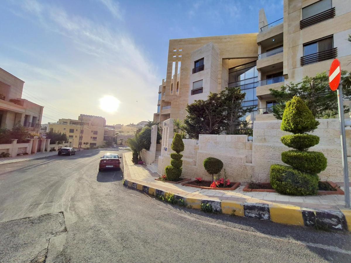 Abdoun Panorama Appartement Buitenkant foto